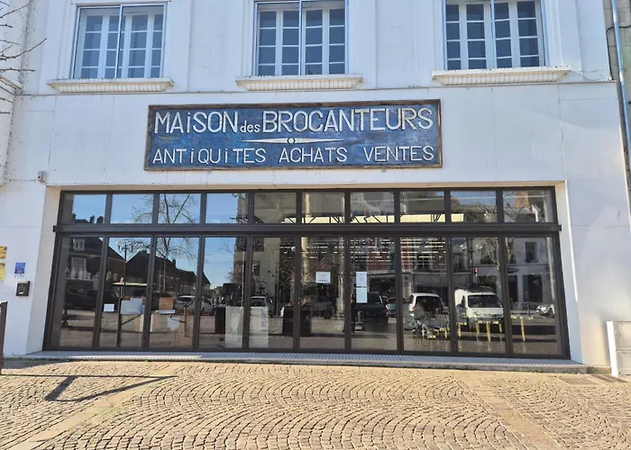 St Fursy 2 * Peronne (Somme)